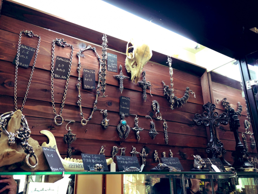 ZEPHYR Collectibles Store（ゼファーコレクティブルズストア